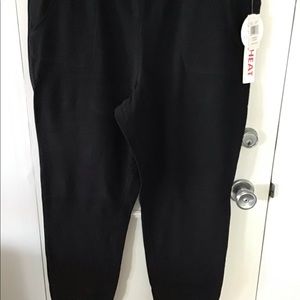 NWT Women’s Fleece Jogger Set